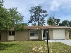 209 S Washington St in Beverly Hills, FL - Building Photo