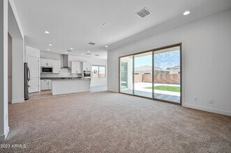 8725 W Wagon Wheel Dr in Glendale, AZ - Building Photo - Building Photo