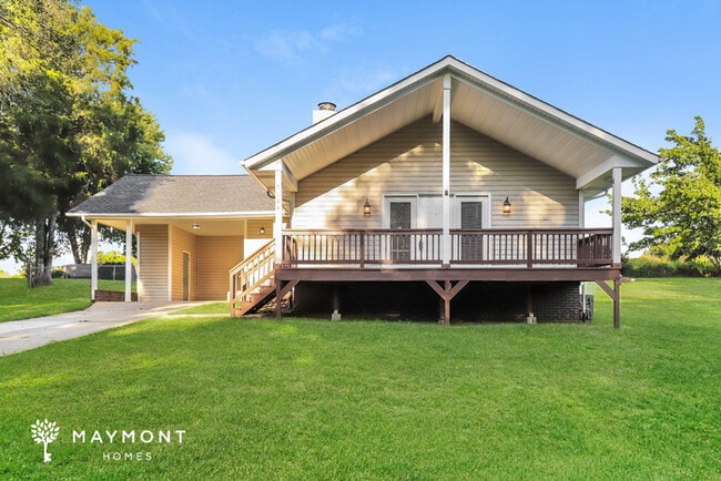 property at 5104 Holly Ridge Rd