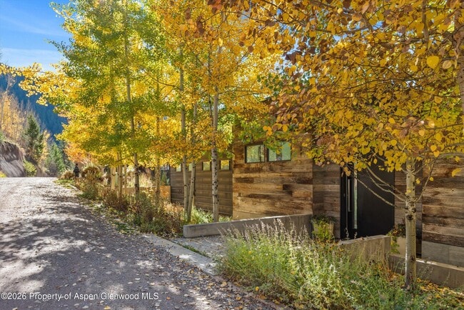 property at 191 Skimming Ln