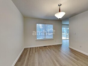 106 Cricket Hollow Run in Clayton, NC - Foto de edificio - Building Photo