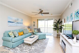 10275 Heritage Bay Blvd in Naples, FL - Building Photo