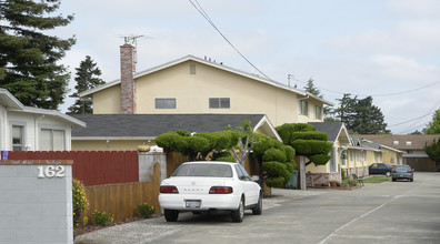 162 Medford Ave in Hayward, CA - Building Photo - Building Photo