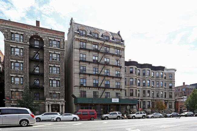 770 Saint Nicholas Ave in New York, NY - Building Photo - Building Photo