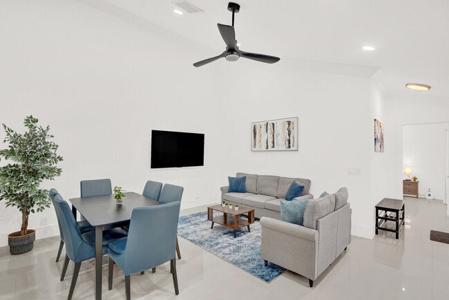 property at 1344 Periwinkle Pl