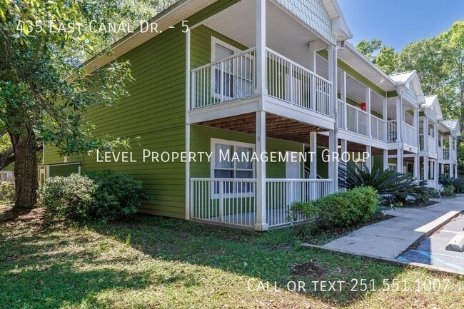 435 E Canal Dr in Gulf Shores, AL - Building Photo - Building Photo