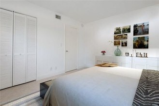 530 S Federal Hwy-Unit -14 in Fort Lauderdale, FL - Building Photo - Building Photo