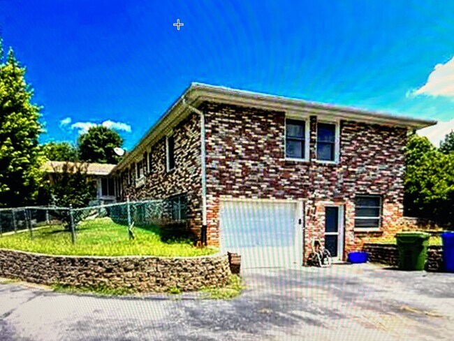 775 Caribou Rd in Asheville, NC - Building Photo - Building Photo