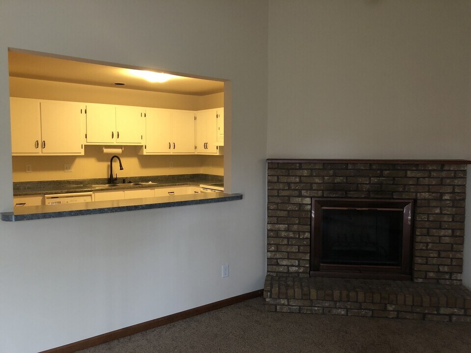 3106 Chatham Dr in Urbana, IL - Building Photo