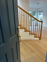 30864 Paloma Ct in Westlake Village, CA - Building Photo