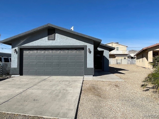 365 Meander Dr in Bullhead City, AZ - Foto de edificio