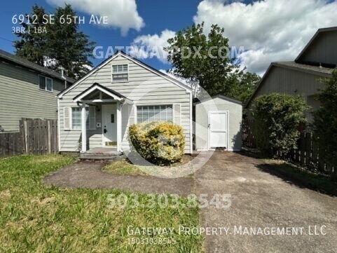6912 SE 65th Ave in Portland, OR - Building Photo