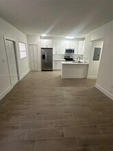 15689 SW 73rd Cir Terrace in Miami, FL - Building Photo - Building Photo