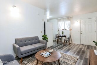 770 N Dodge Blvd in Tucson, AZ - Building Photo - Building Photo