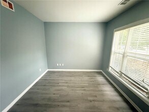 2443 Walnut Tree Ln in Buford, GA - Building Photo - Building Photo