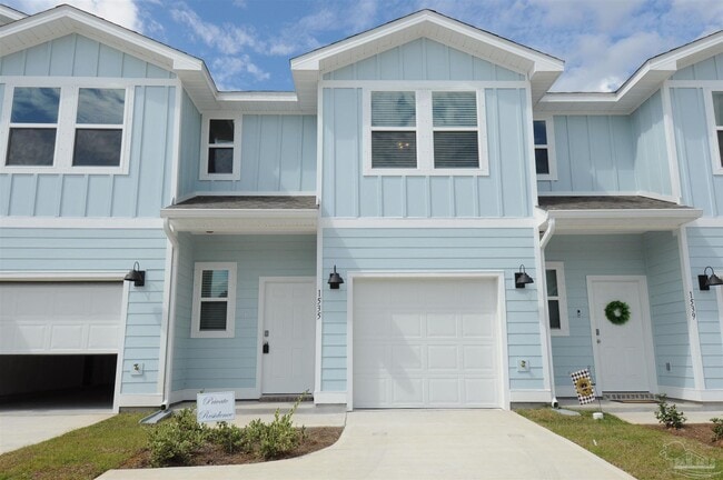 property at 1535 Iroquois Ct