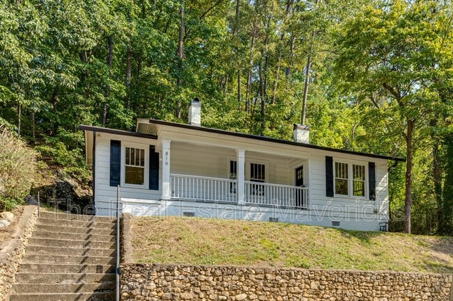 property at 819 Federal St
