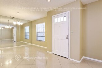 901 Sandywood Dr in Brandon, FL - Building Photo - Building Photo
