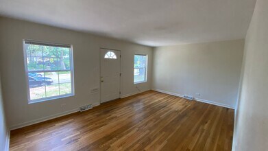 2563 S High St in Denver, CO - Building Photo - Building Photo