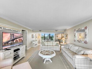 3000 N Ocean Dr, Unit 4F in Riviera Beach, FL - Foto de edificio - Building Photo