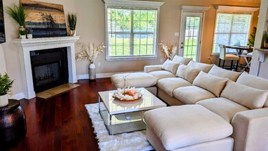 3115 Village Cir in Ocean Springs, MS - Building Photo - Building Photo