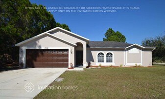 3002 Alesio Ave in North Port, FL - Building Photo