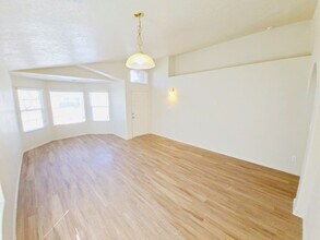 680 Blue Sage Ave SW in Los Lunas, NM - Building Photo - Building Photo