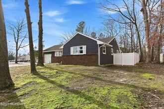 501 Adolphus St in Forked River, NJ - Building Photo - Building Photo