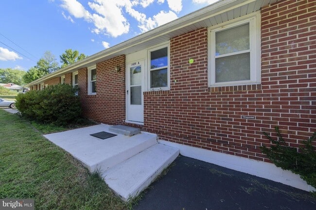 property at 1409 Peverly Rd