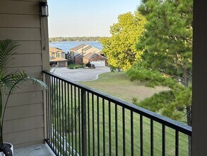 17570 Hwy 105 W in Montgomery, TX - Building Photo - Building Photo