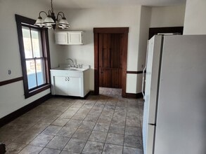 53 Gale Ave, Unit 2 in Laconia, NH - Building Photo - Building Photo