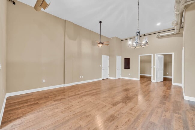 Bridwell on Broad in Kingsport, TN - Foto de edificio - Building Photo