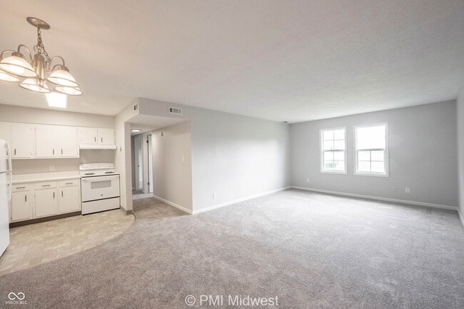 326 Progress Rd in Shelbyville, IN - Building Photo - Building Photo