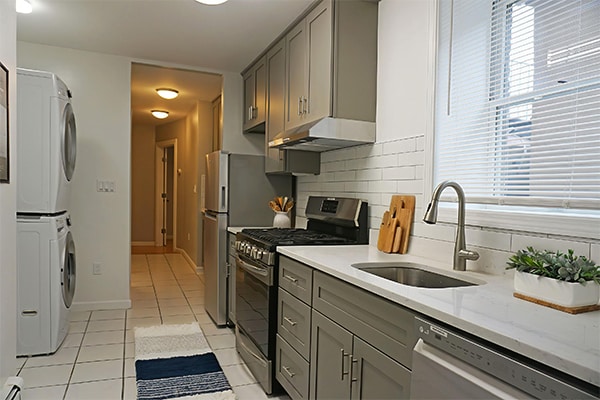 23 Lambert St, Unit 27-1L