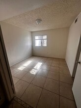 4701 Beechwood St in Bakersfield, CA - Building Photo - Building Photo