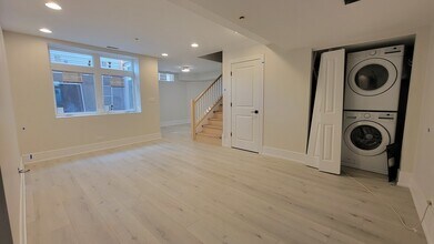 4000 Forest Ave in Brookfield, IL - Building Photo - Building Photo