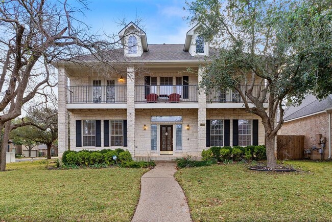 property at 8406 Lofty Ln