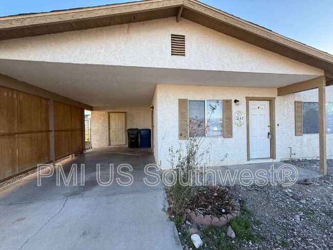 property at 1842 Gem St