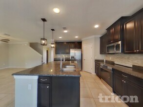 3282 Toscana Dr in St. Cloud, FL - Foto de edificio - Building Photo