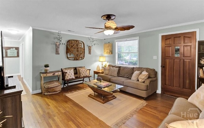 property at 304 E Fourth St