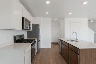 276 Glencoe Dr in Highland, UT - Building Photo - Building Photo