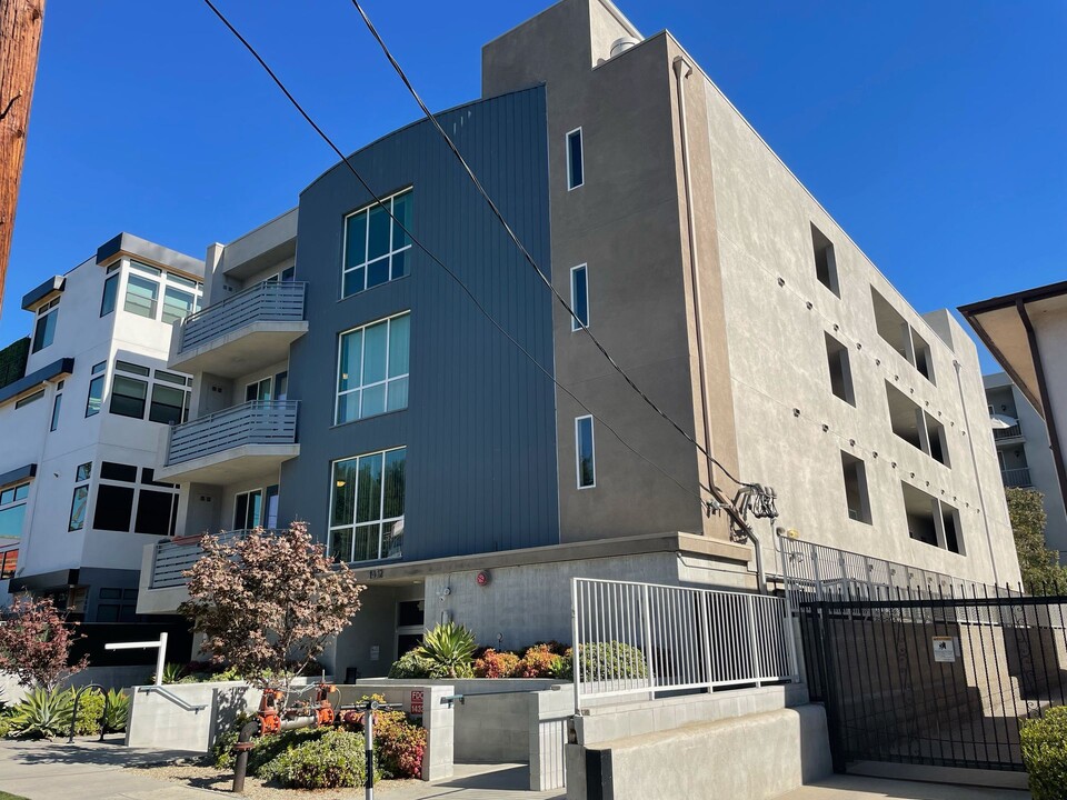 The Curson in Los Angeles, CA - Building Photo