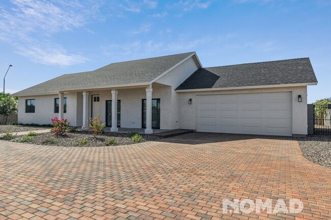14341 E Williams Field Rd in Gilbert, AZ - Building Photo - Building Photo