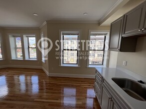 201 Harvard Ave, Unit 4 in Boston, MA - Building Photo - Building Photo