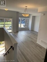 461 Blackburn Dr in Brantford, ON - Building Photo - Building Photo