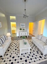 471 Commonwealth Ave, Unit 1R in Boston, MA - Building Photo