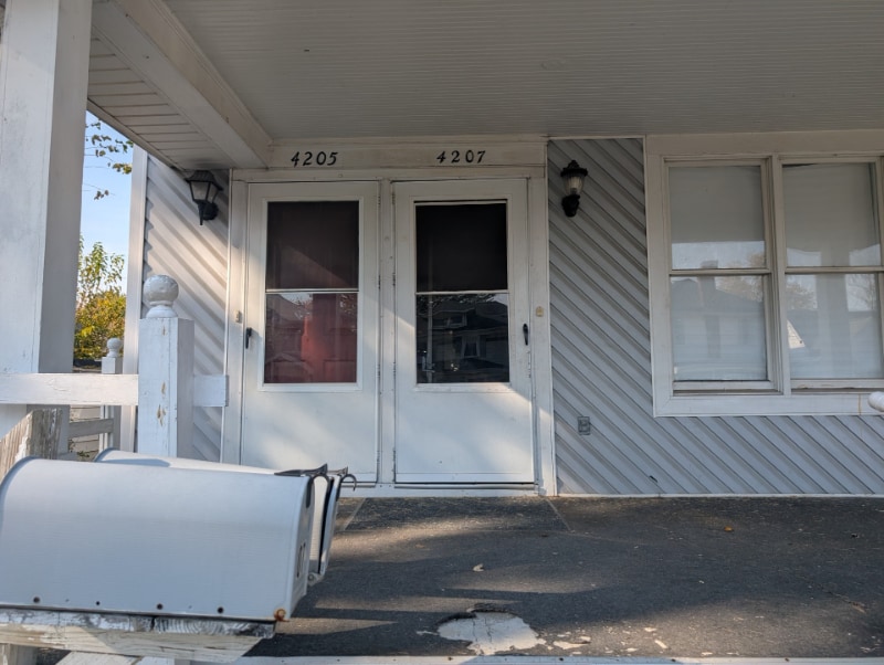 4205 Caroline Ave in Toledo, OH - Building Photo