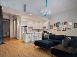 1760 W Wrightwood Ave in Chicago, IL - Building Photo - Building Photo