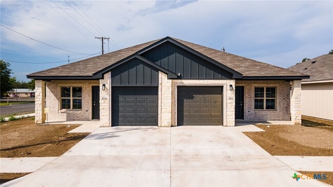 414 W Avenue C in Copperas Cove, TX - Building Photo - Building Photo