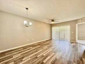 6436 Cypressdale Dr in Riverview, FL - Building Photo - Building Photo